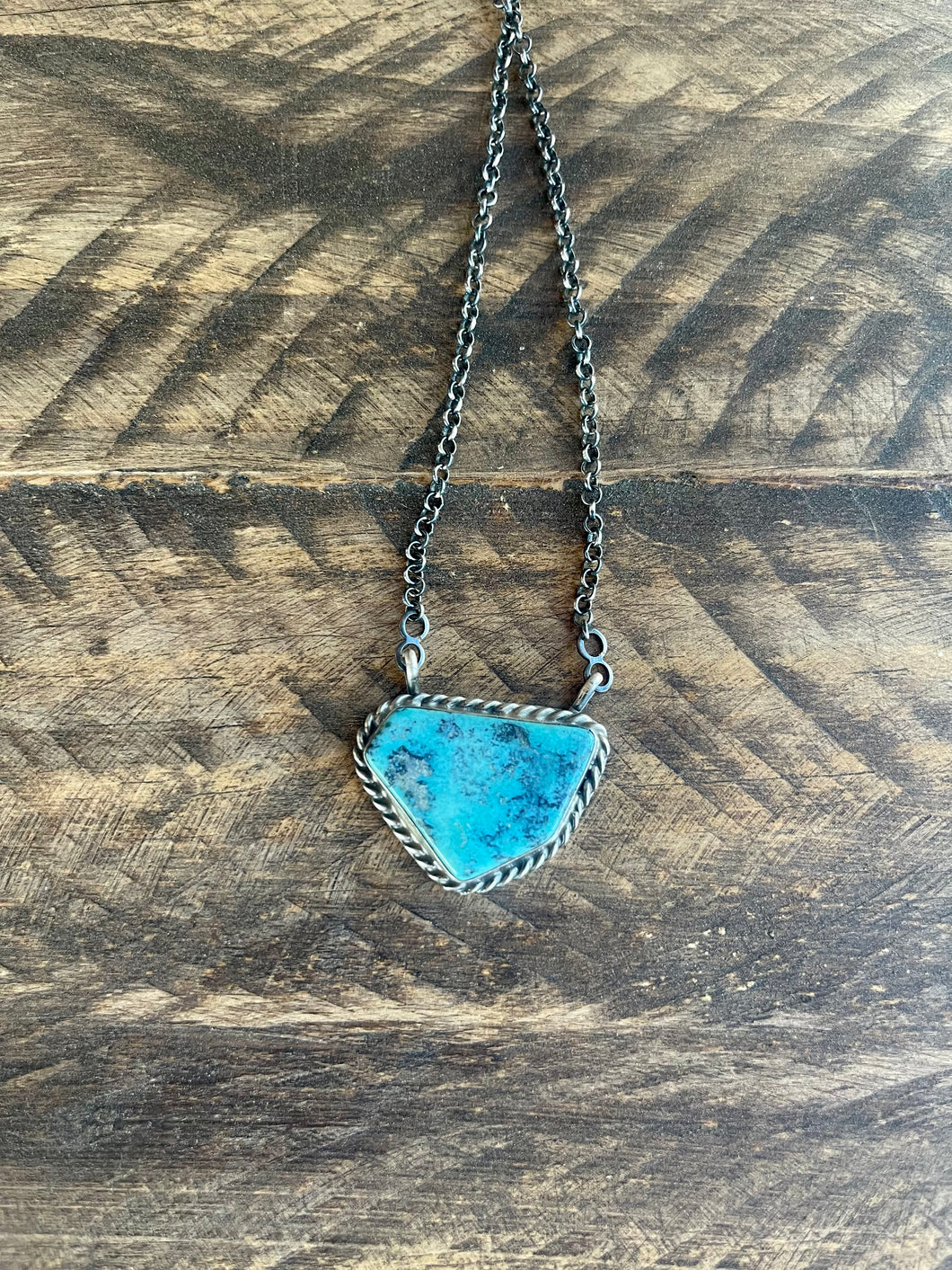 Large stone turquoise necklace