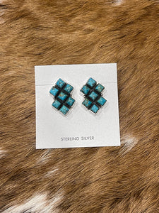 Square stone cluster studs